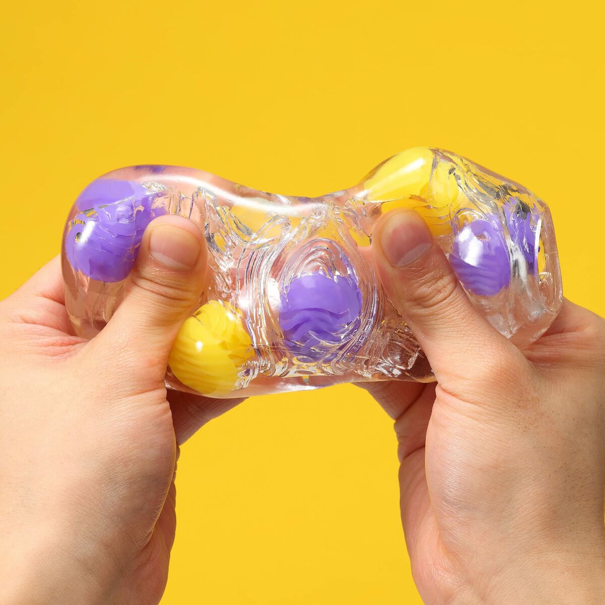 Masturbador Tenga Babble Magic Marbles  ergonómico fabricado en polipropileno premium, diseño flexible y discreto para placer seguro y personalizado.