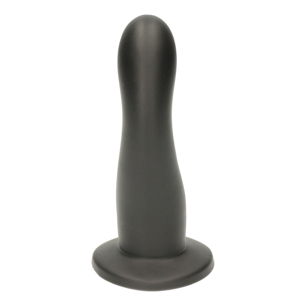 Dildo Ylva & Dite negro de silicona médica, con ventosa y diseño flexible e impermeable, ideal para uso con arnés y experiencias íntimas seguras.